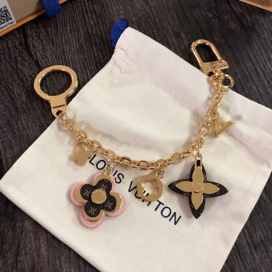 Louis Vuitton LV  Bag Charm Key Holder - Image 2 of 5